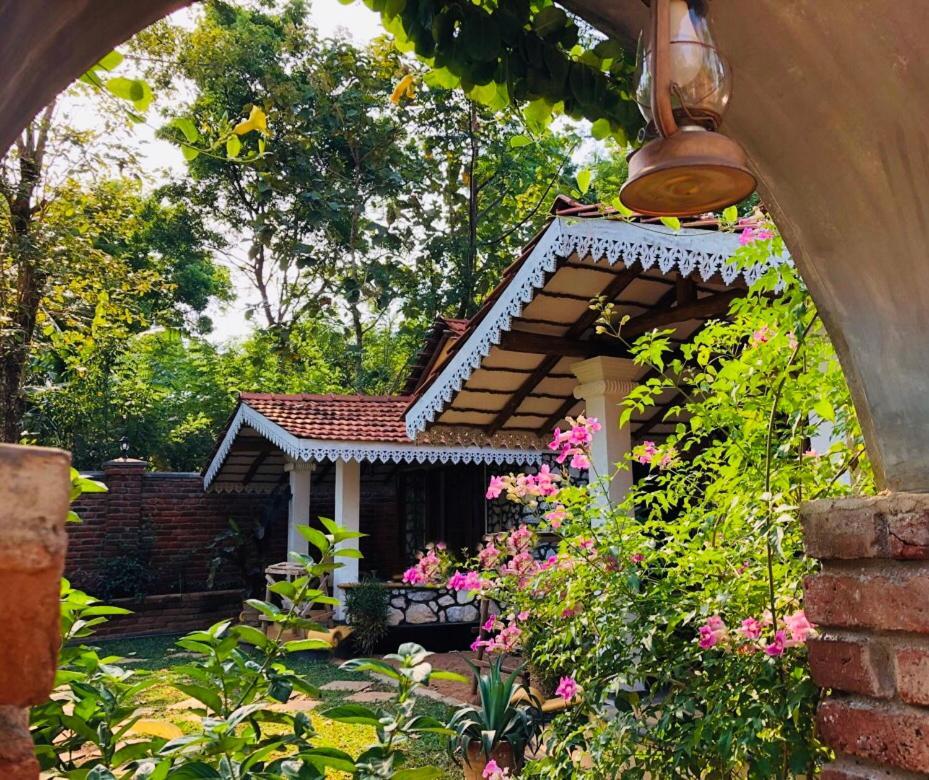 Plumeria Luxury Villas Udawalawe Kültér fotó
